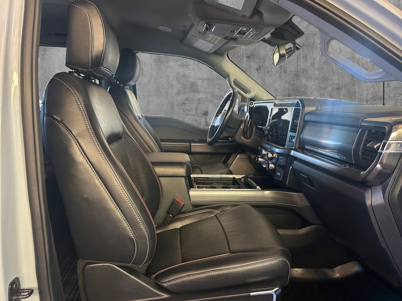2024 Ford Super Duty F-250 SRW LARIAT