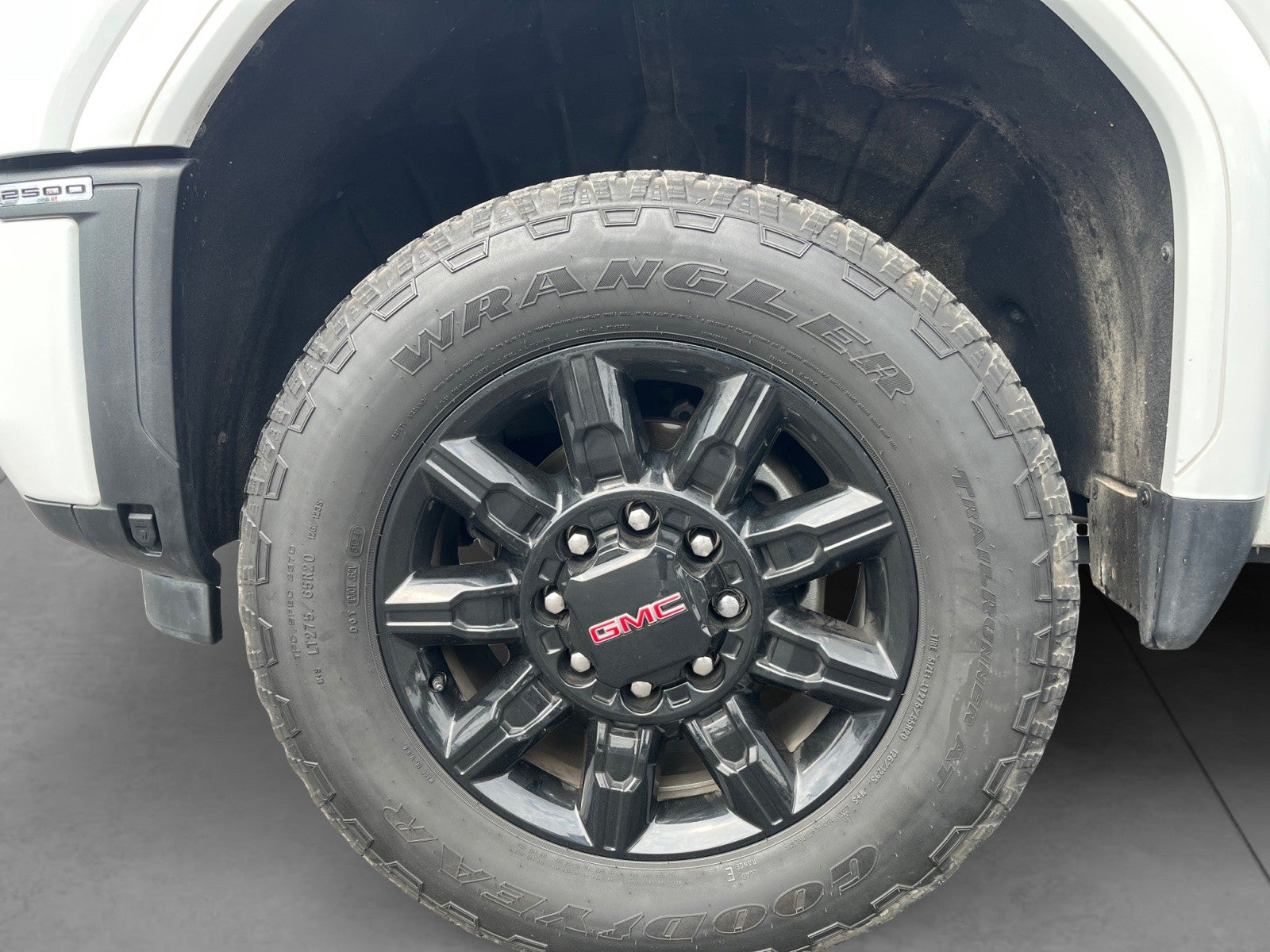 2025 GMC Sierra 2500HD AT4