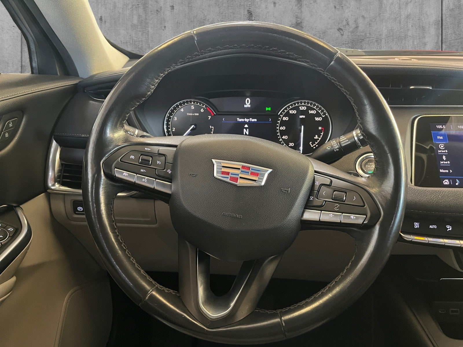 2022 Cadillac XT4 FWD Luxury