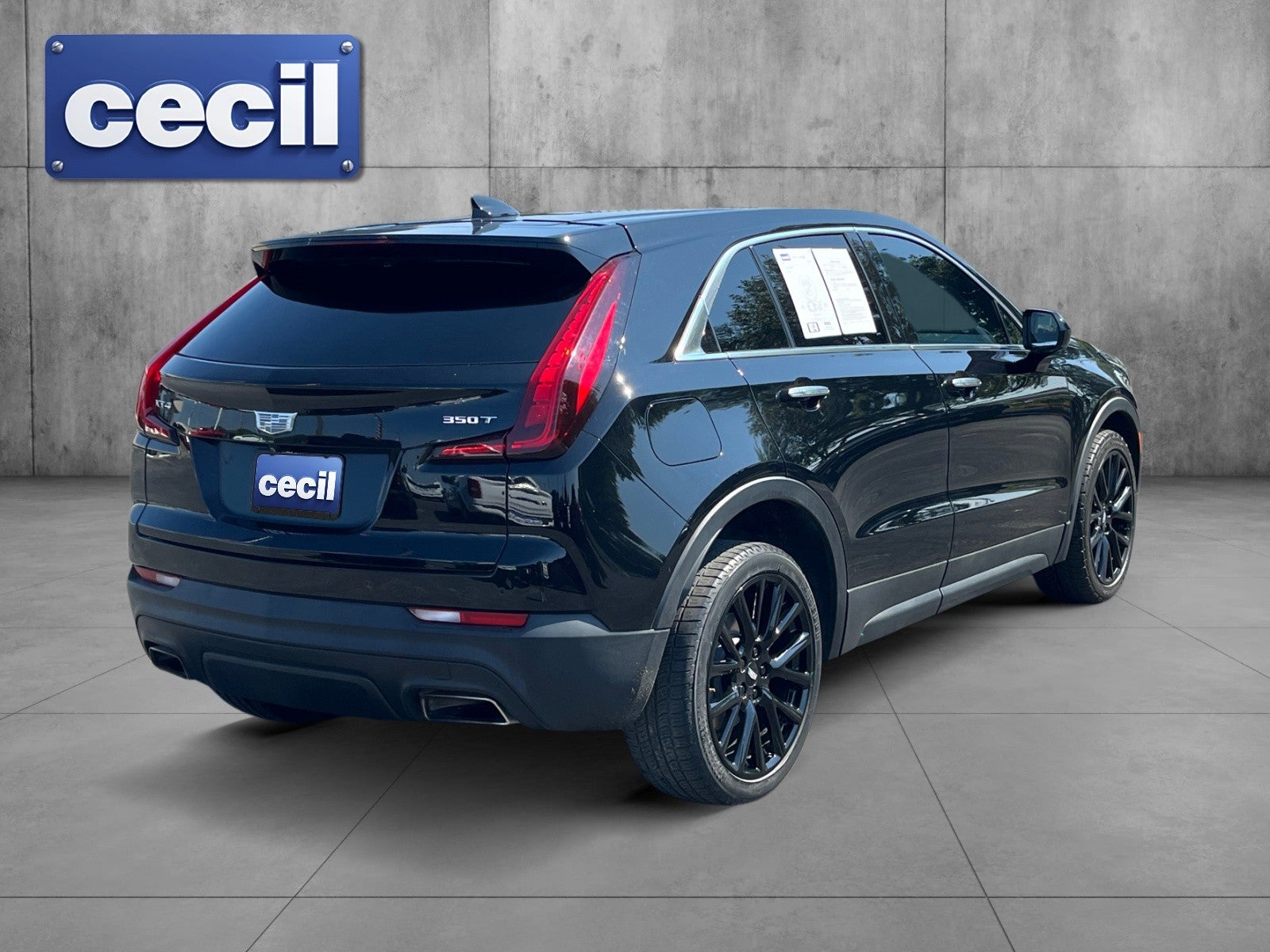 2022 Cadillac XT4 FWD Luxury