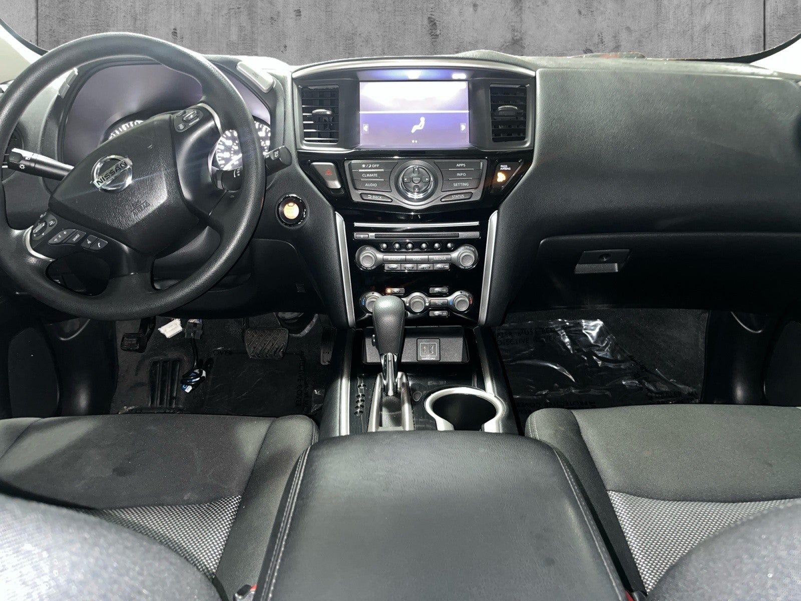2020 Nissan Pathfinder S