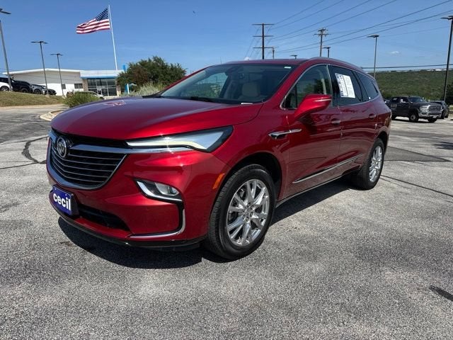 2023 Buick Enclave Essence