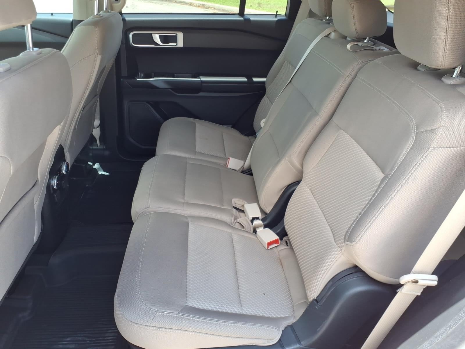 2023 Ford Explorer Base