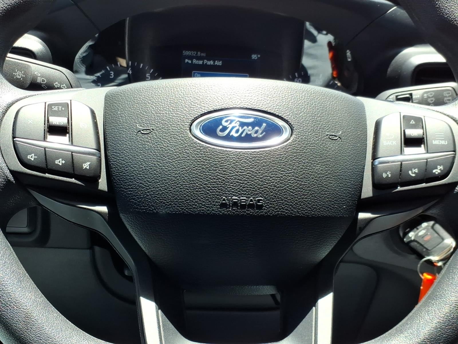 2023 Ford Explorer Base