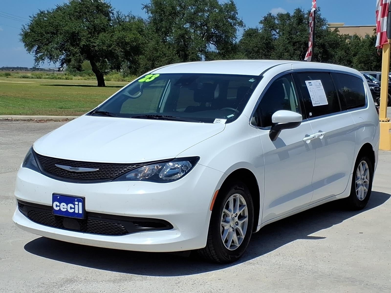 2023 Chrysler Voyager (fleet-only) LX