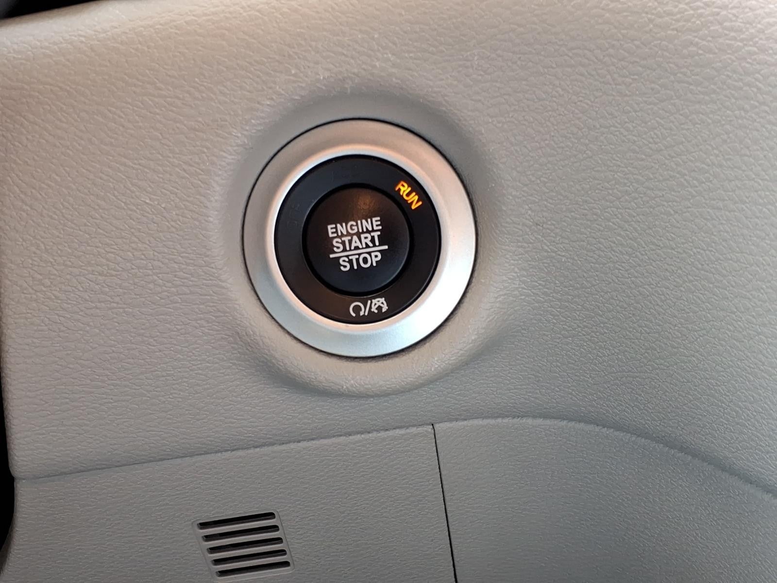 2023 Chrysler Voyager (fleet-only) LX