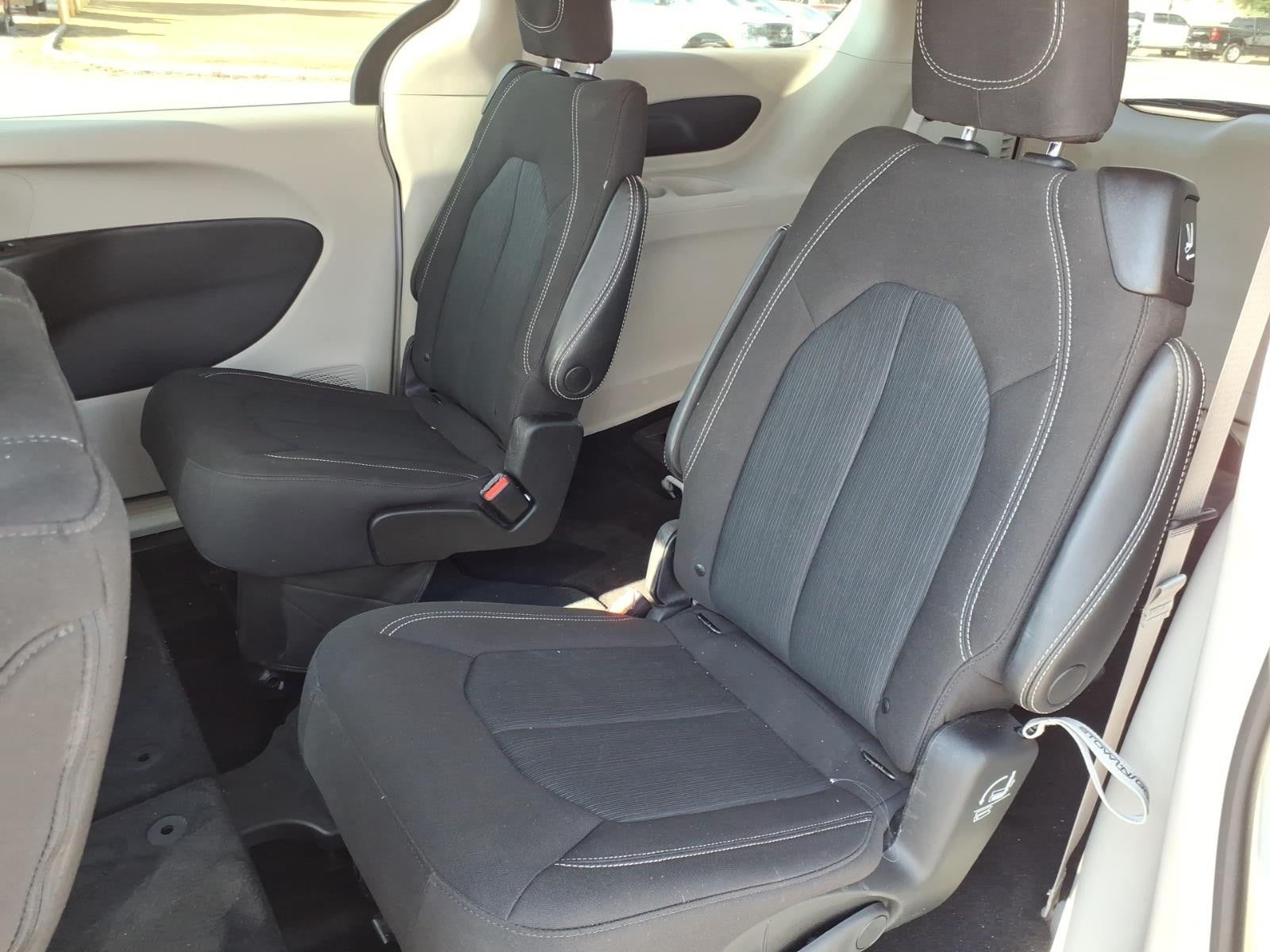 2023 Chrysler Voyager (fleet-only) LX