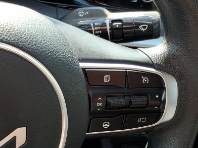 2022 Kia K5 LXS