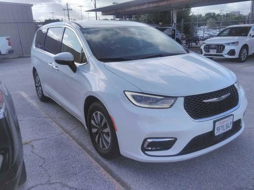 2023 Chrysler Pacifica Hybrid Touring L
