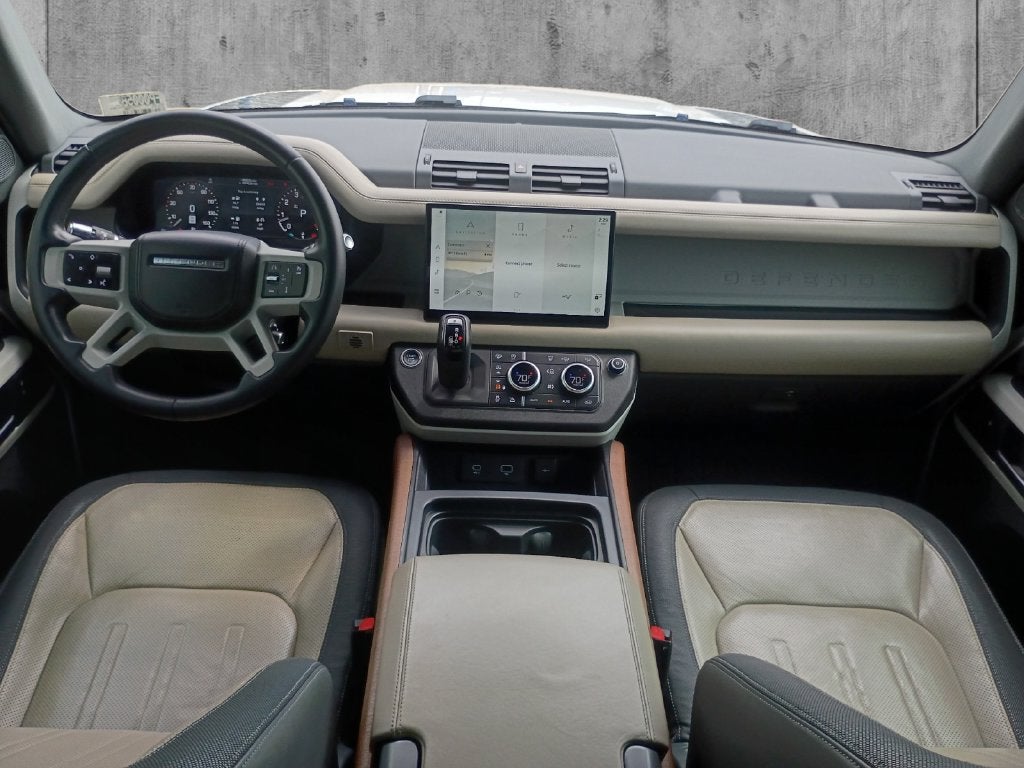 2022 Land Rover Defender X-Dynamic HSE