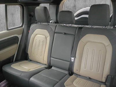 2022 Land Rover Defender X-Dynamic HSE