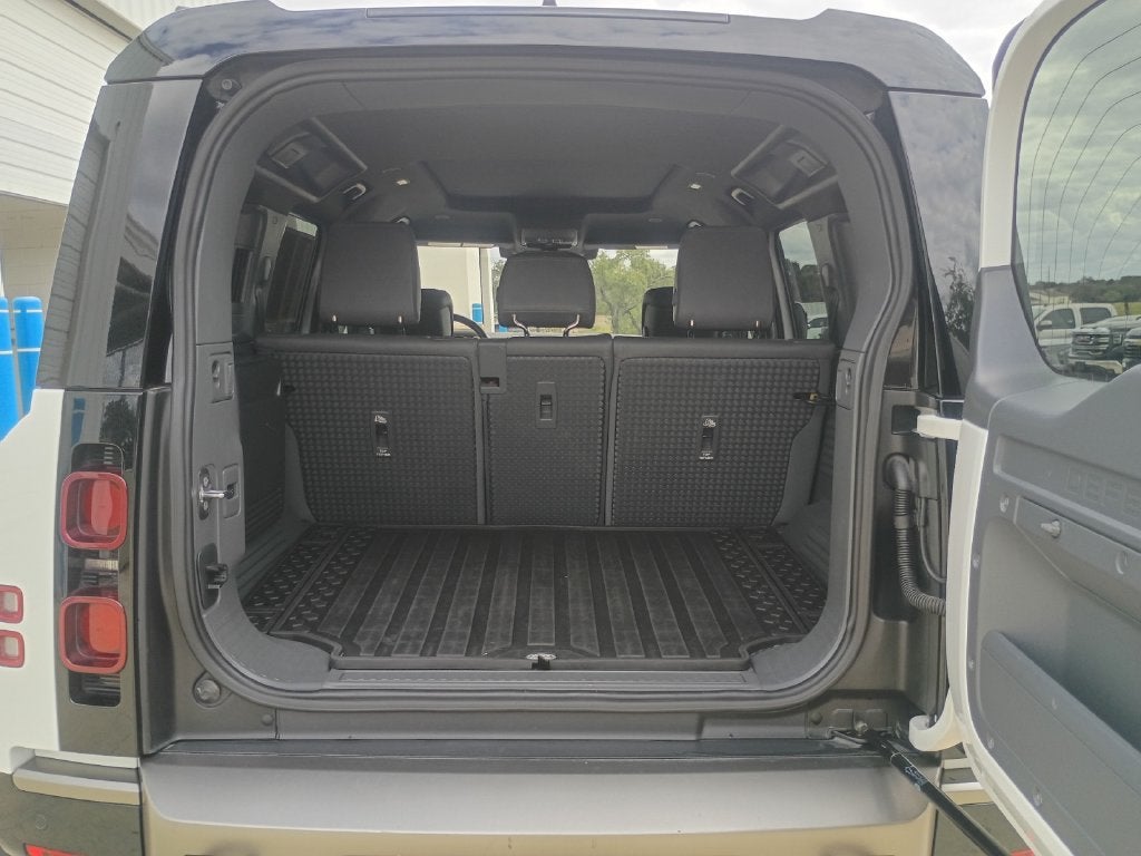 2022 Land Rover Defender X-Dynamic HSE