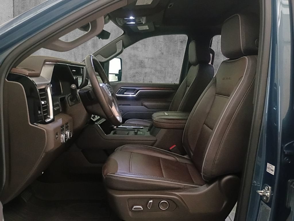 2025 GMC Sierra 3500 HD Denali