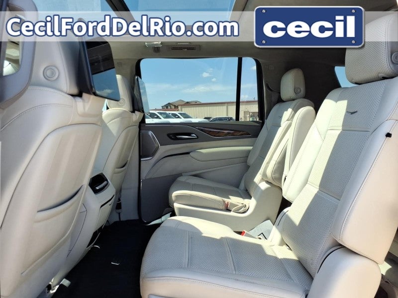 2022 Cadillac Escalade ESV Sport Platinum