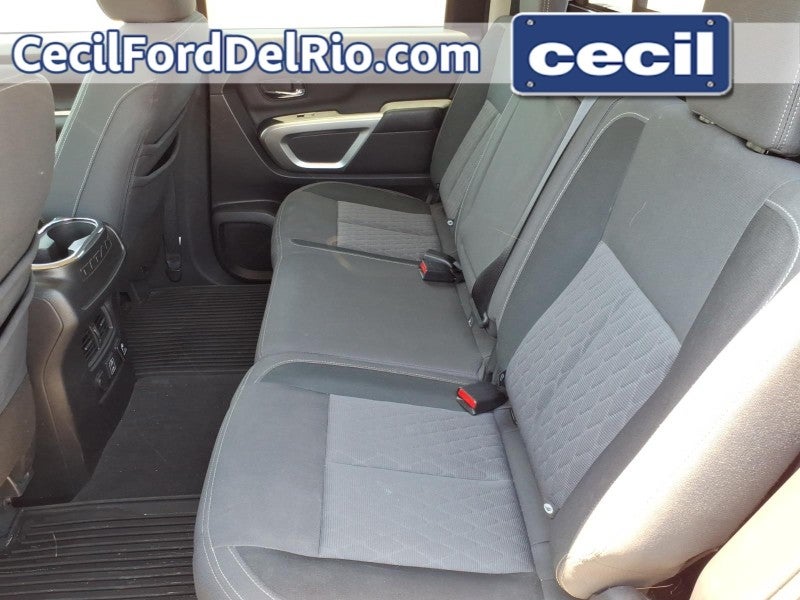 2021 Nissan Titan SV