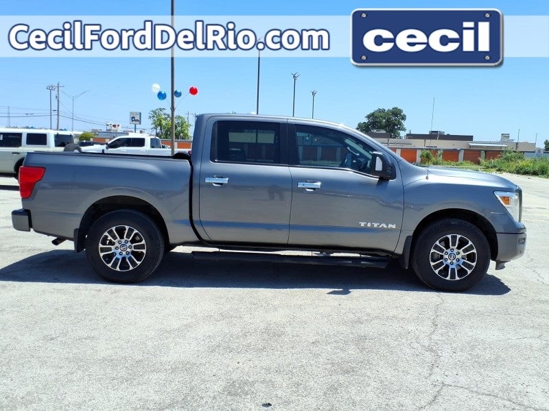 2021 Nissan Titan SV