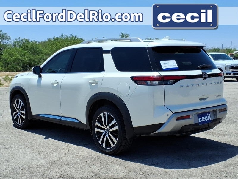 2024 Nissan Pathfinder Platinum