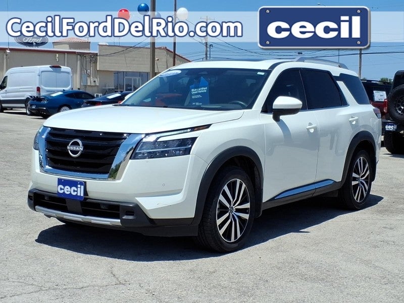 2024 Nissan Pathfinder Platinum