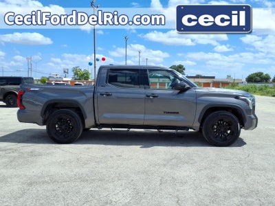 2022 Toyota Tundra 2WD SR5