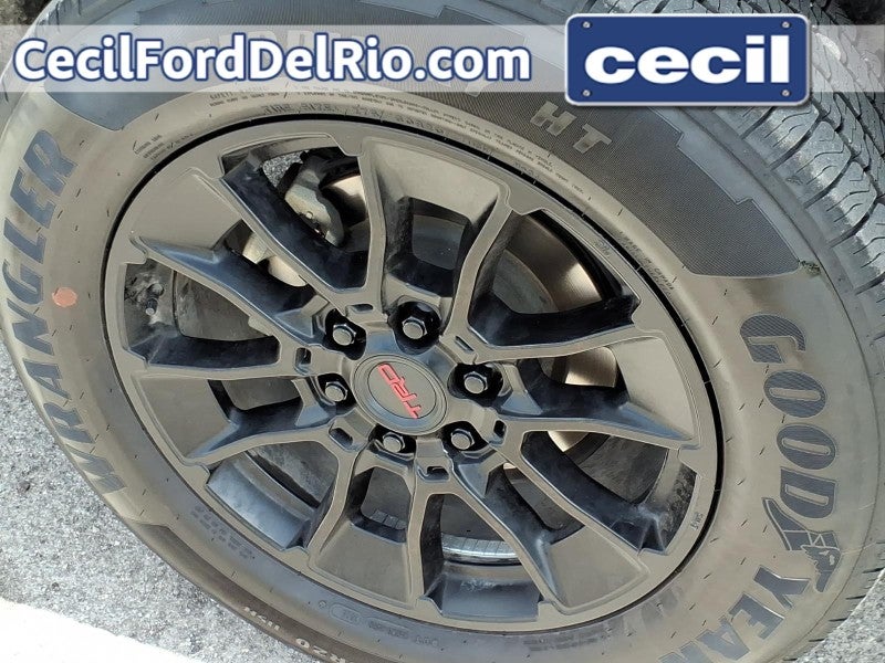 2022 Toyota Tundra 2WD SR5