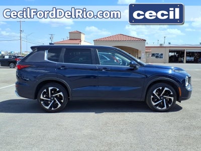 2024 Mitsubishi Outlander SE