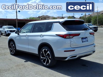2024 Mitsubishi Outlander SE