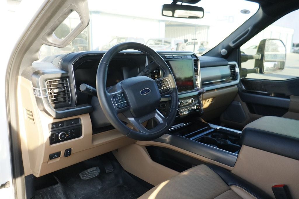 2024 Ford F-350SD Lariat DRW