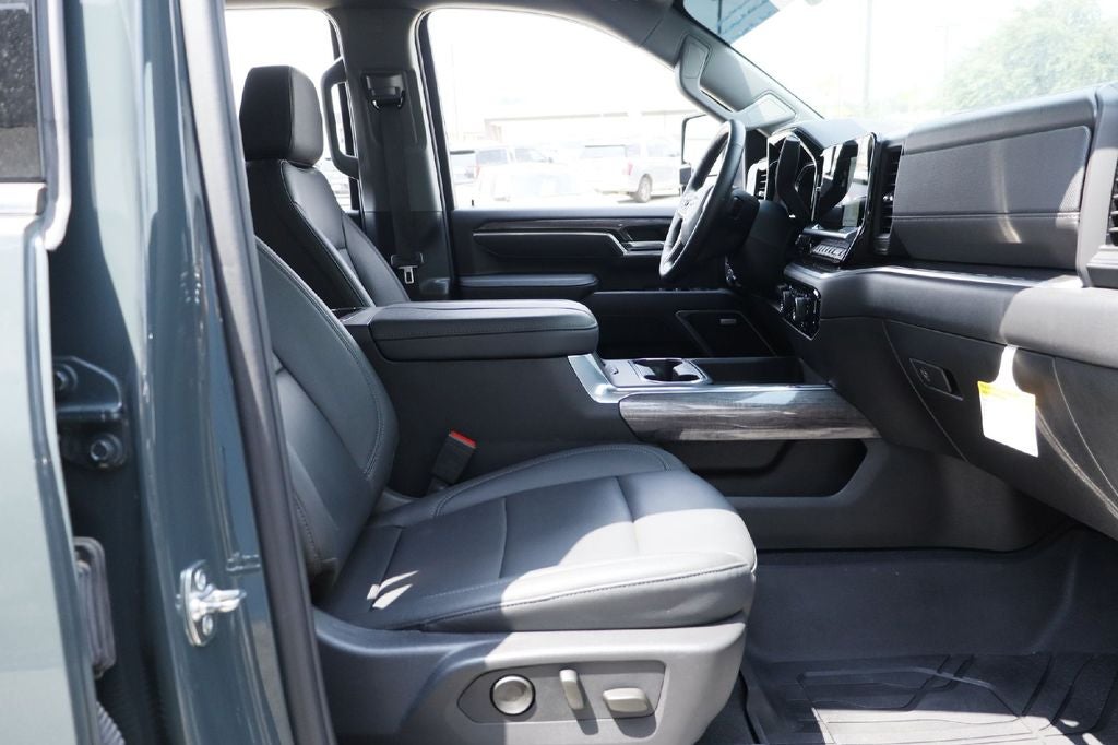 2026 Chevrolet Silverado 3500HD LTZ