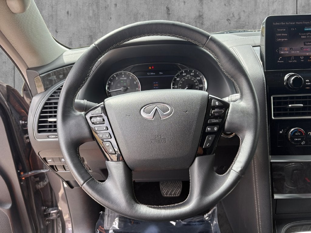 2024 INFINITI QX80 LUXE