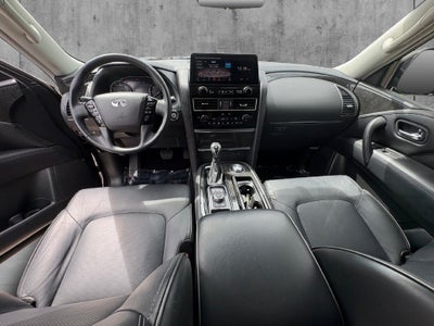 2024 INFINITI QX80 LUXE