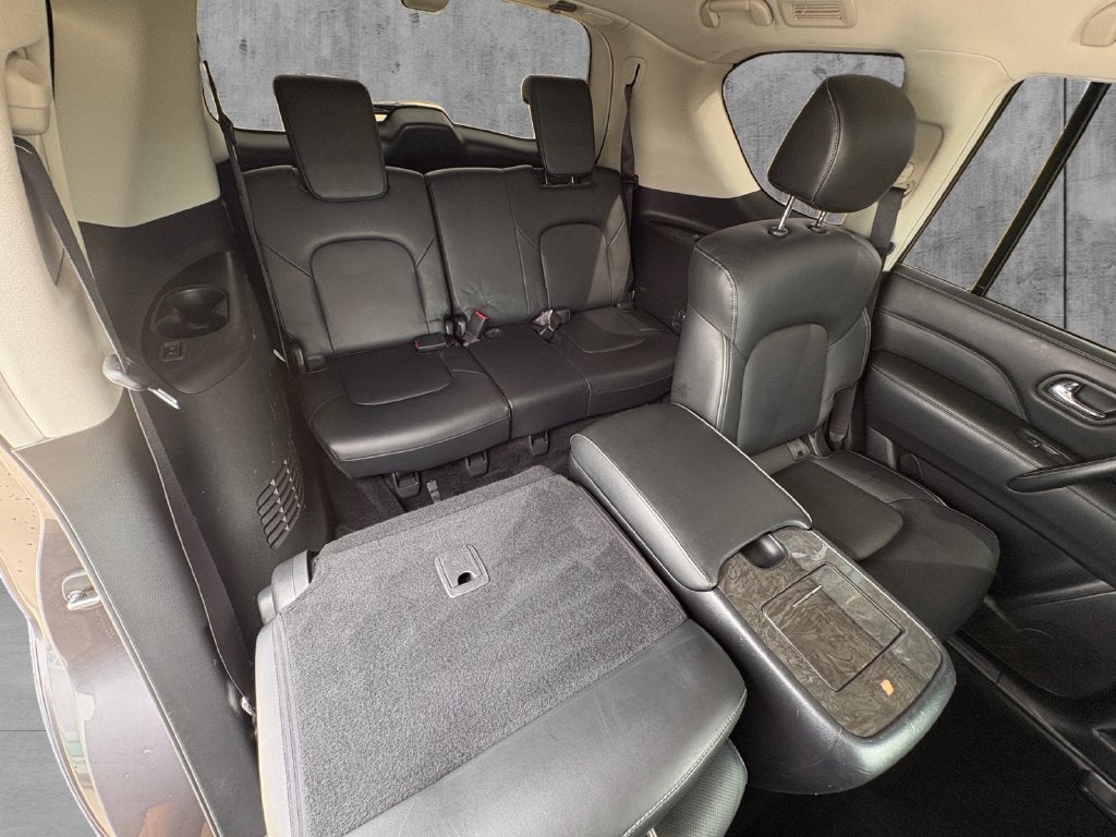 2024 INFINITI QX80 LUXE